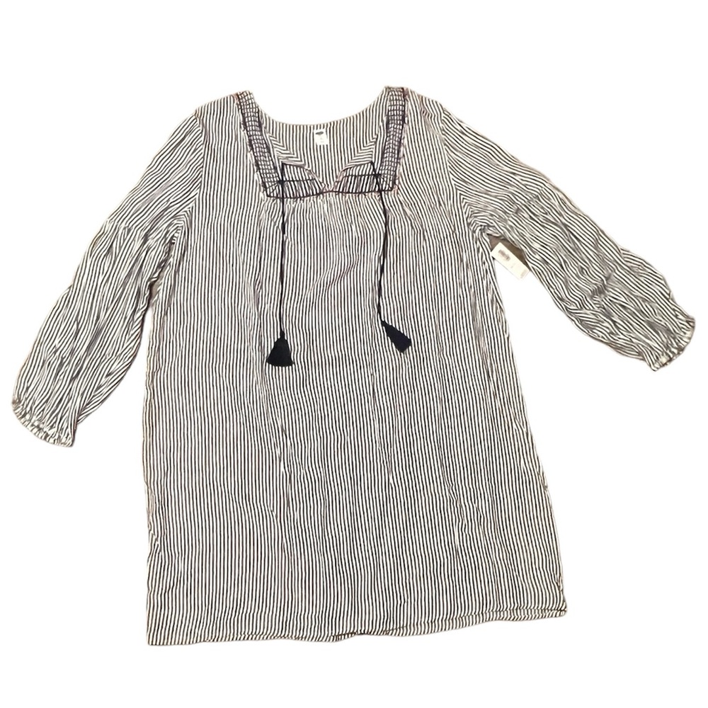 NWT White and Gray pinstripe dress with embroidered neckline tassels Size XL